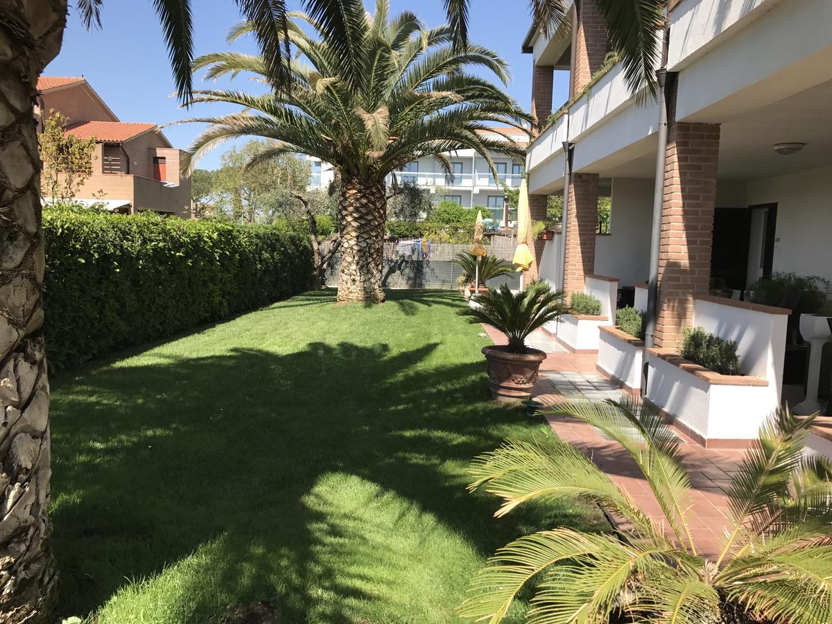 Hotel B&B Rispescia Grosseto Exteriör bild