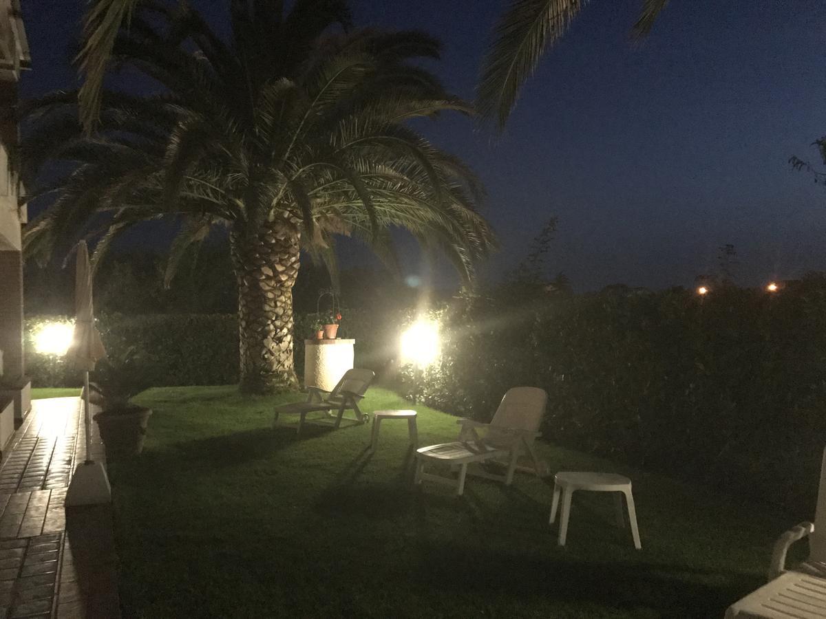 Hotel B&B Rispescia Grosseto Exteriör bild