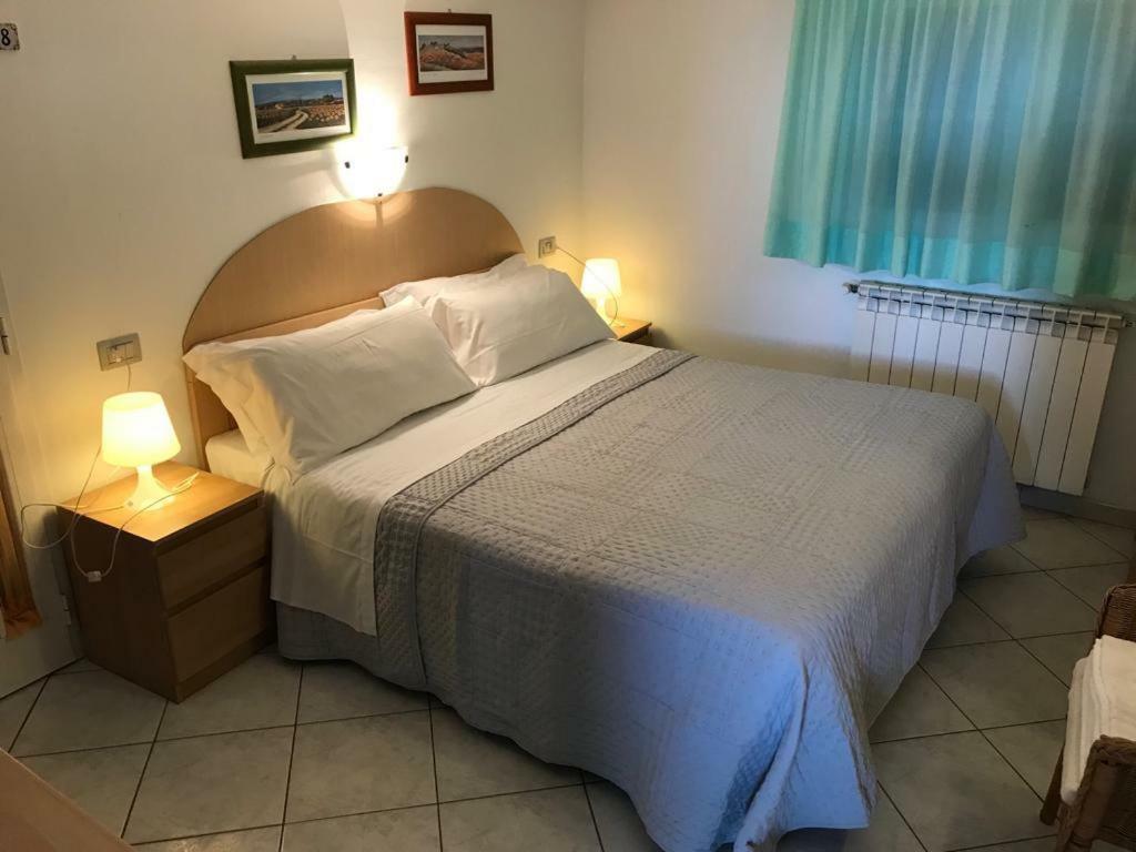 Hotel B&B Rispescia Grosseto Exteriör bild